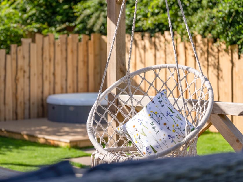 Outdoor area | Fern Lodge - The Osiers, Chichester