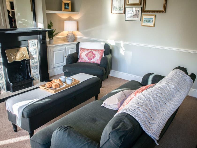 Living room | Chatsworth Apartment - The Beeches Apartments, Baslow, near Bakewell