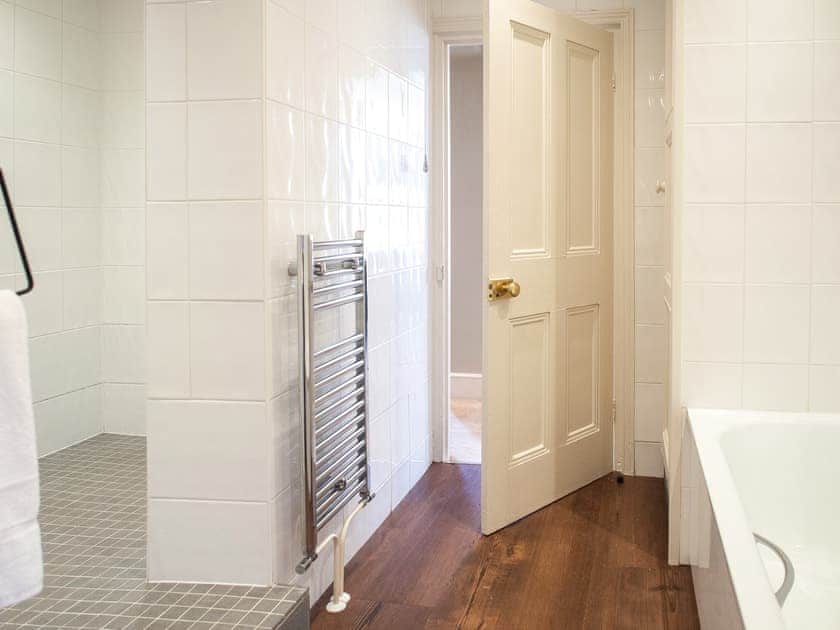 Bathroom | Chatsworth Apartment - The Beeches Apartments, Baslow, near Bakewell