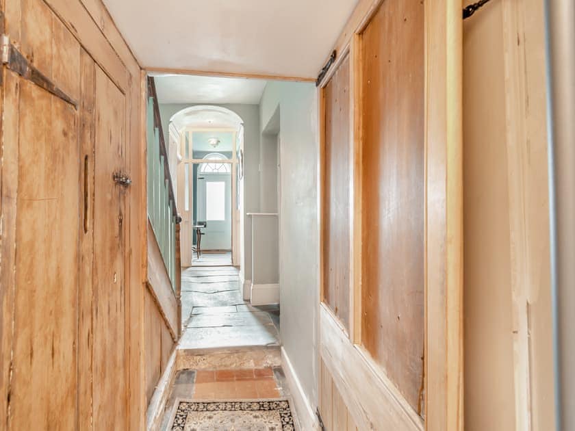 Hallway | Maclaren House, Thornton