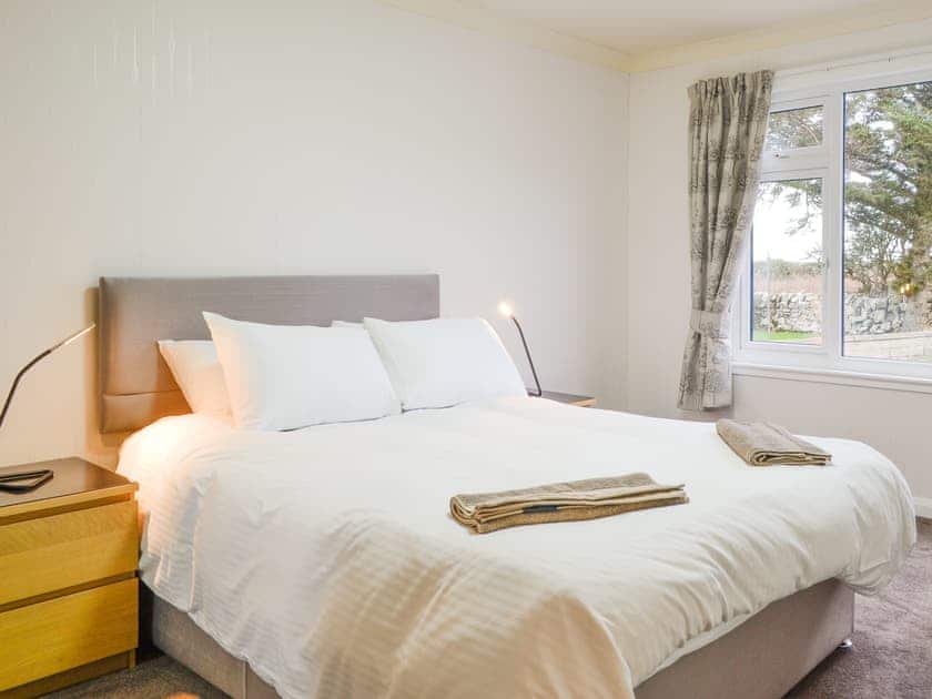 Double bedroom | Jura, Southerness, near Sandyhills