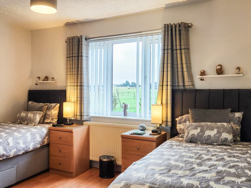 Twin bedroom | Seven Seasons, Plains, near Glasgow