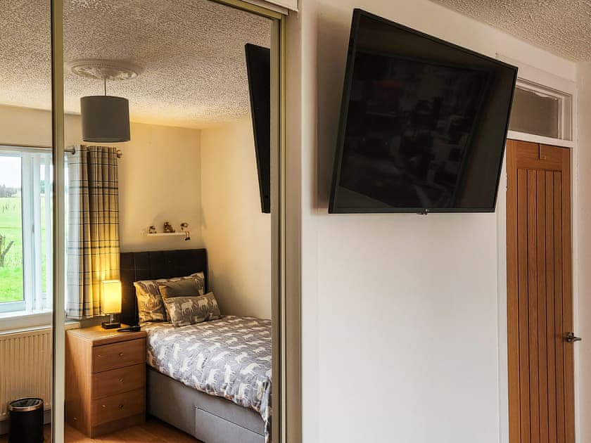 Twin bedroom | Seven Seasons, Plains, near Glasgow