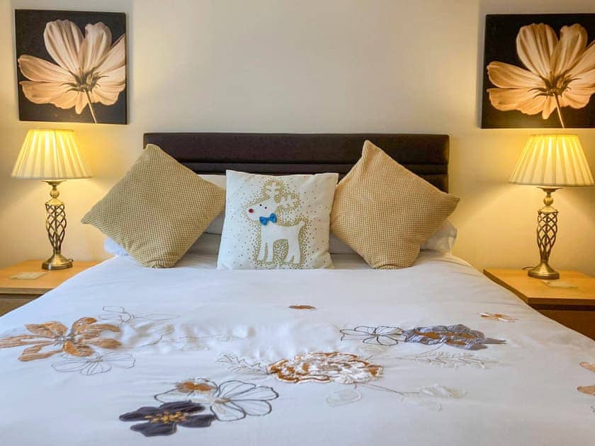 Double bedroom | The Old Schoolhouse Cottage, Fort William