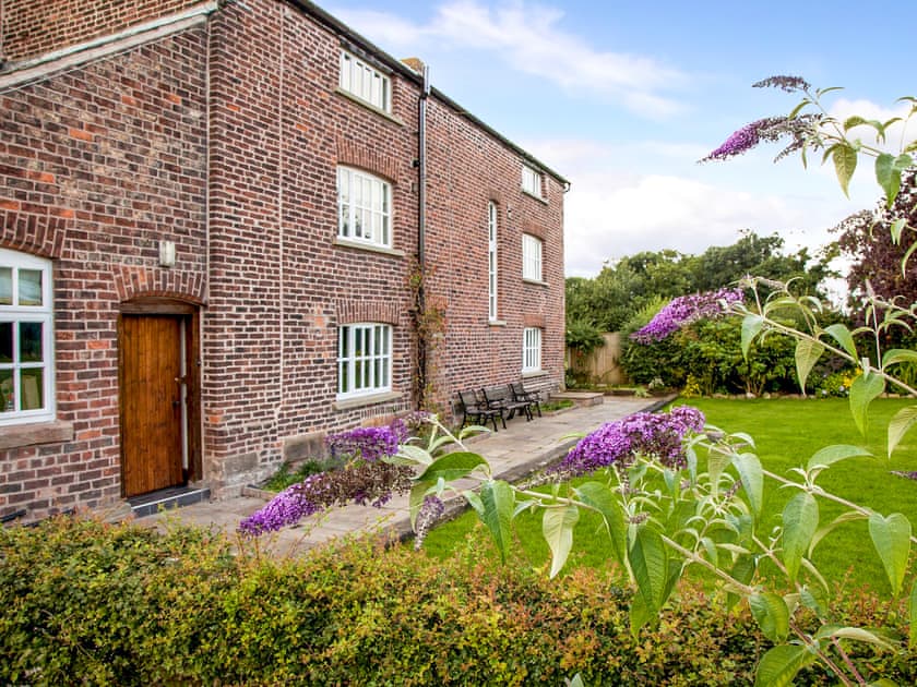 Exterior | Brookbank Farm, Blackden, near Crewe