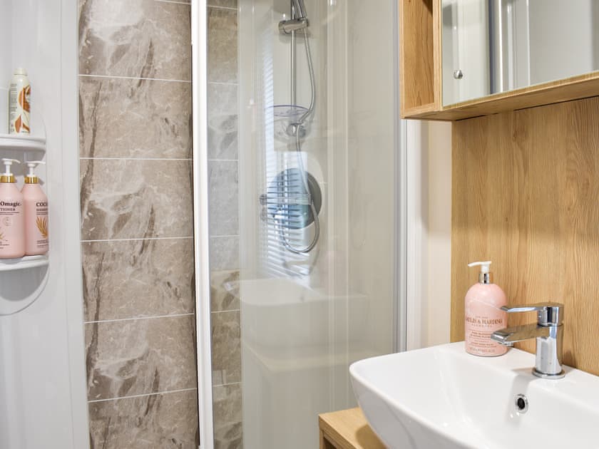 Shower room | Pinecone Lodge, East Heslerton, near Malton