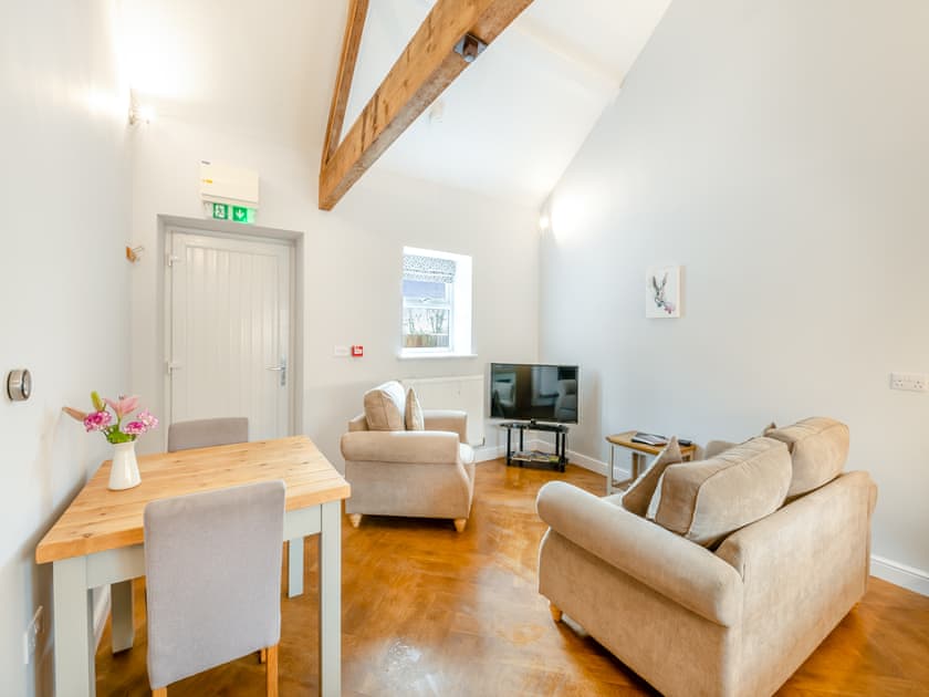 Living area | The Milking Parlour - Wolds Way Holiday Cottages, Low Hunsley