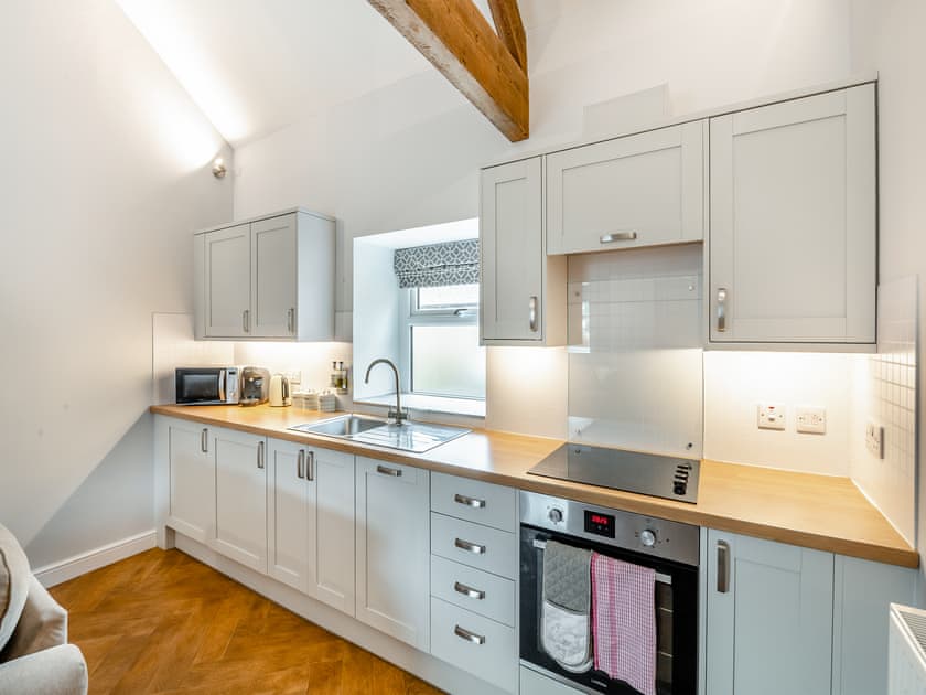 Kitchen area | The Milking Parlour - Wolds Way Holiday Cottages, Low Hunsley