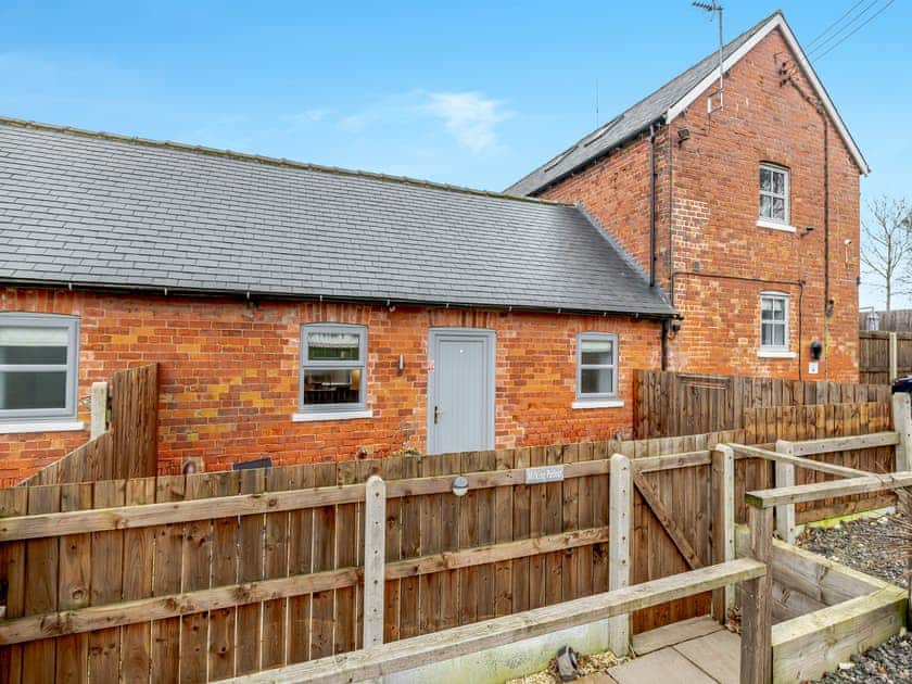 Exterior | The Milking Parlour - Wolds Way Holiday Cottages, Low Hunsley