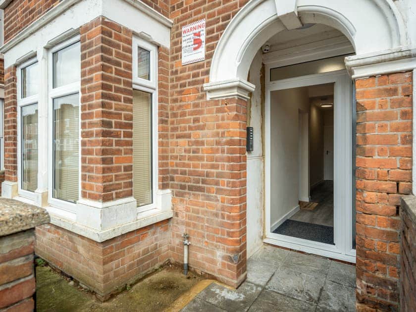 Exterior | Apartment D Bedford - Homely Spaces, Bedford