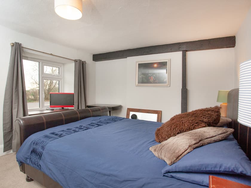 Double bedroom | Weycroft Cottage, Weycroft, near Axminster