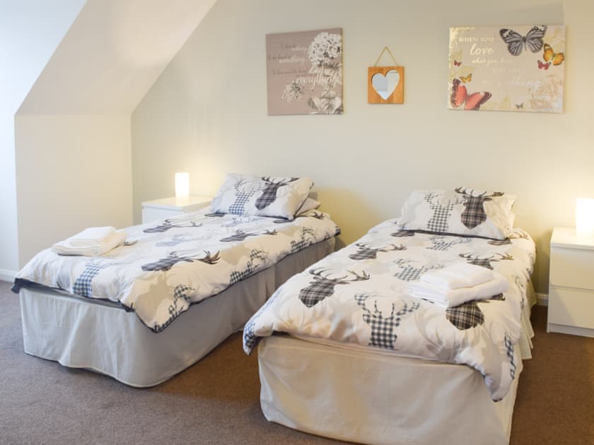 Twin bedroom | Shorehills, Carradale East, near Campbeltown
