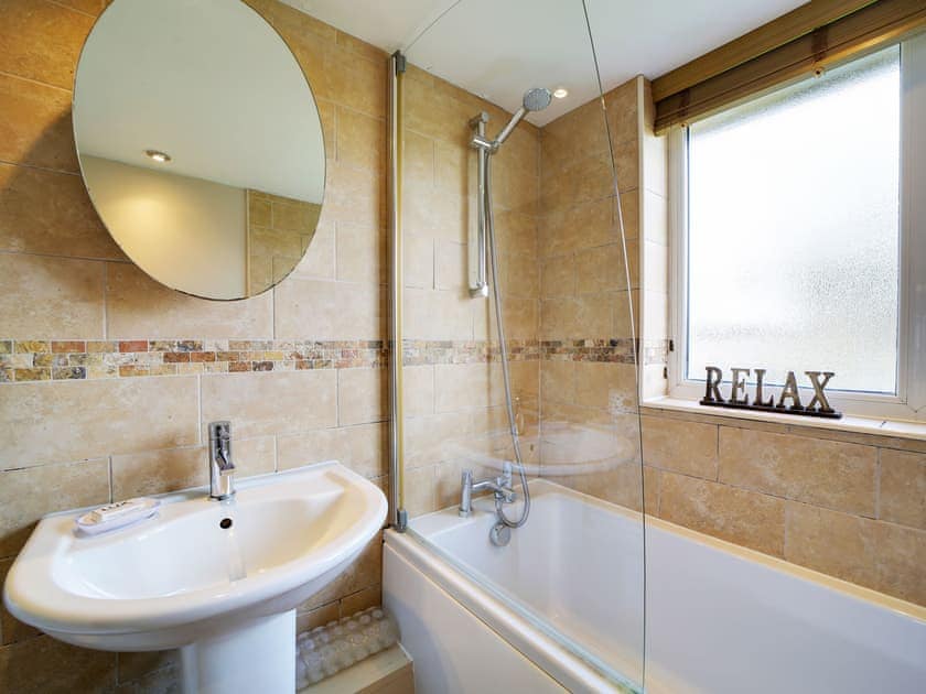 Bathroom | Sea Thrift, Port Isaac