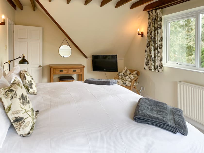 Double bedroom | Linnets, Fitzhead, near Wivelscombe