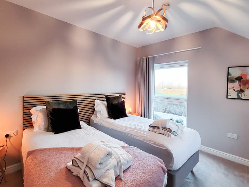 En-Suite bedroom | The Birches - Ashlin Farm Barns, Dunholme, near Lincoln