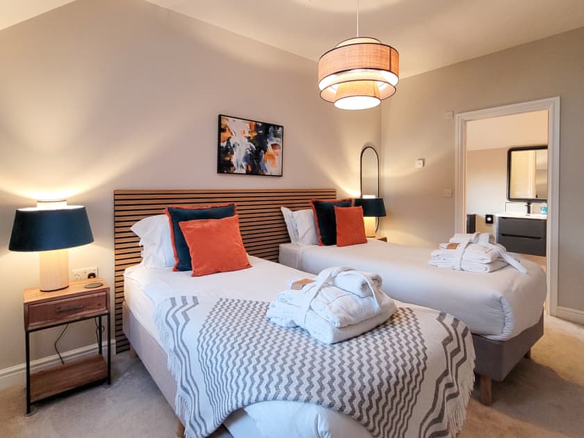 En-Suite bedroom | The Birches - Ashlin Farm Barns, Dunholme, near Lincoln