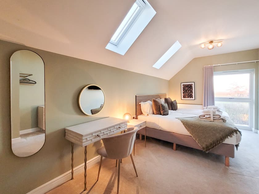En-Suite bedroom | The Birches - Ashlin Farm Barns, Dunholme, near Lincoln