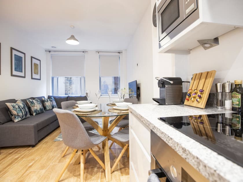 Open plan living space | King Edward 1 - King Edward Apartments, Windsor