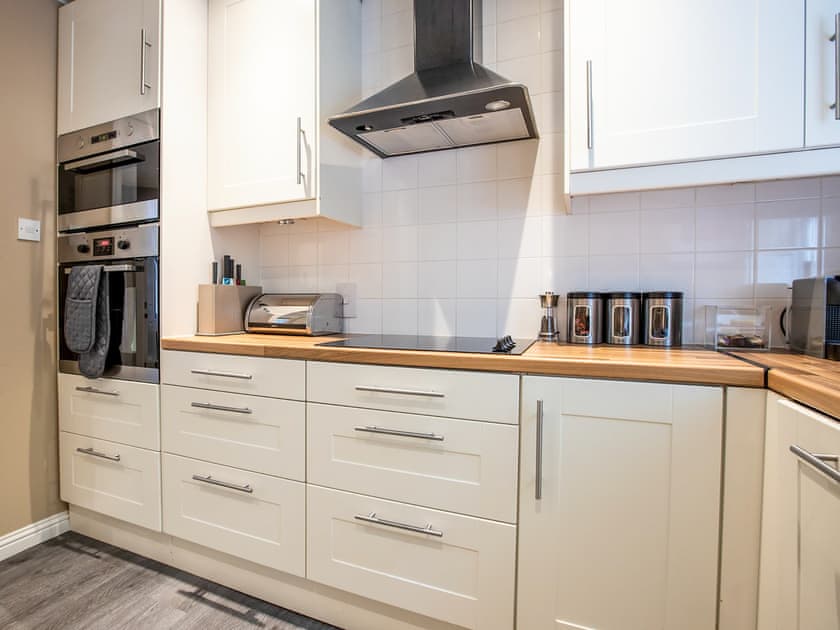Kitchen | The Larkin - Castle Mews, Oxford
