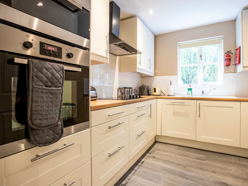 Kitchen | The Larkin - Castle Mews, Oxford