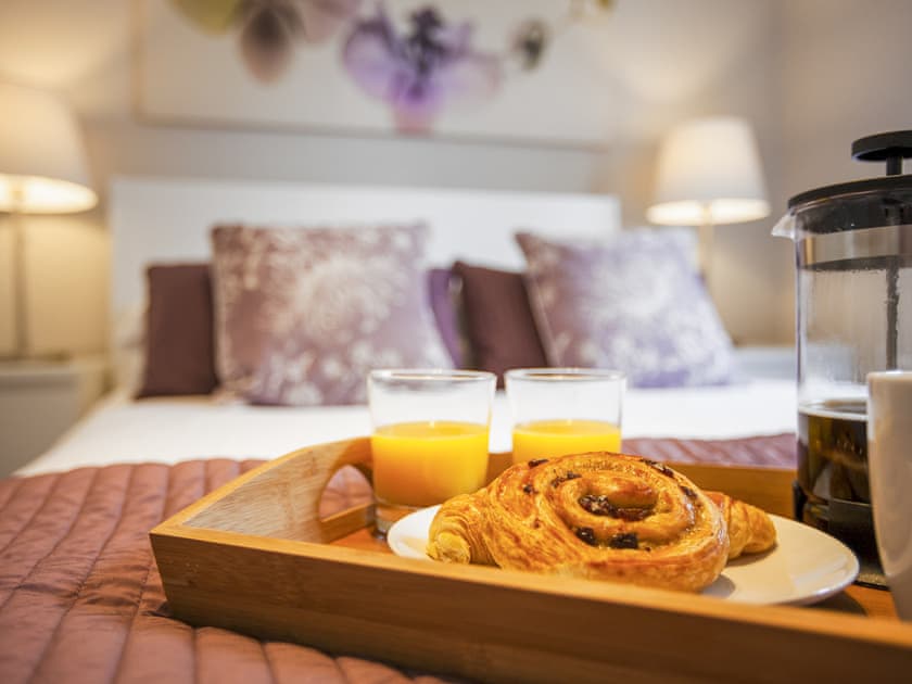 Double bedroom | The Huxley - Castle Mews, Oxford