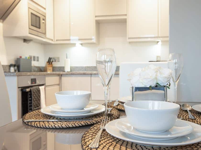 Dining Area | King Edward 4 - King Edward Apartments, Windsor