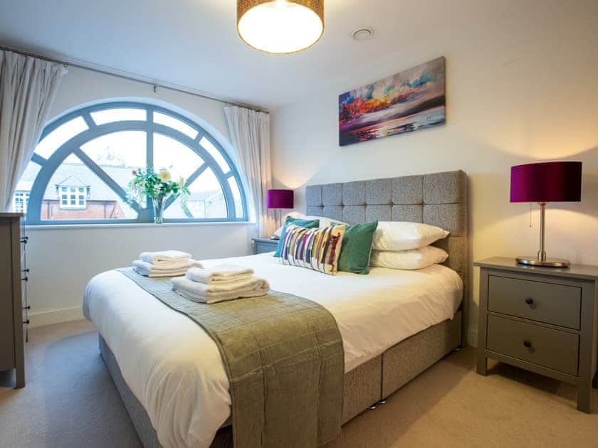 Double bedroom | King Edward 4 - King Edward Apartments, Windsor