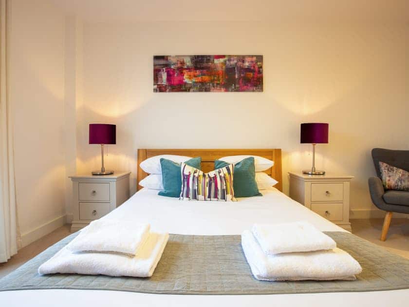 Double bedroom | King Edward 4 - King Edward Apartments, Windsor