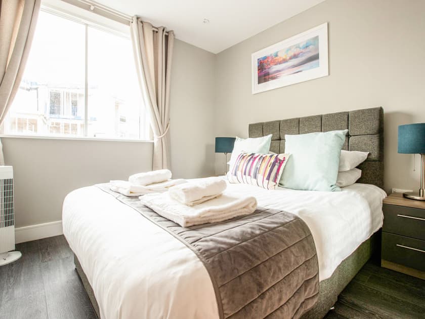 Double bedroom | The Wren, Oxford