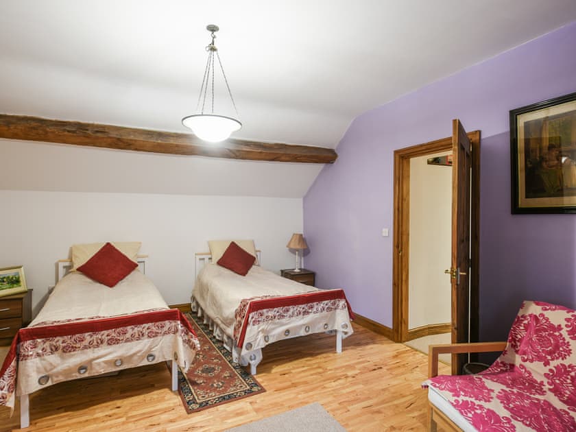 Twin bedroom | Maltkiln Court, Macefen, near Whitchurch