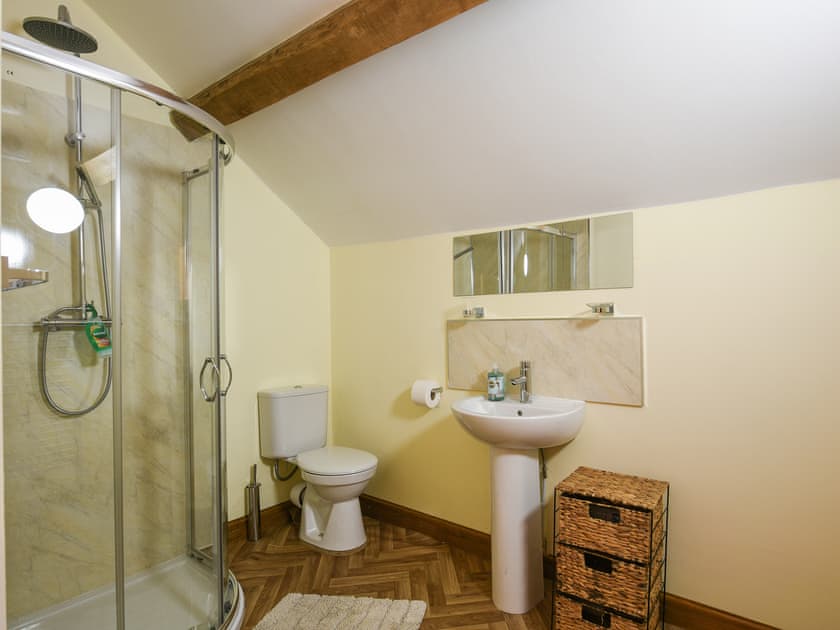 Shower room | Maltkiln Court, Macefen, near Whitchurch