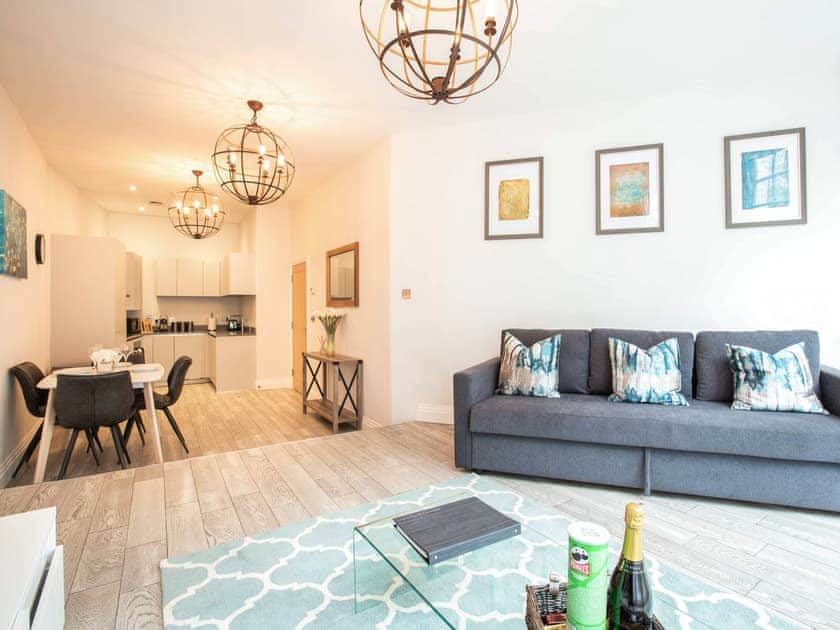 Open plan living space | Windsor Castle Apartment 1 - Windsor Castle Apartments, Windsor