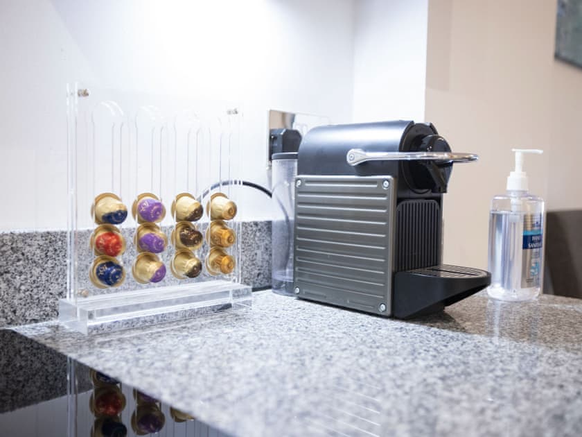 Kitchen area | King Edward 2 - King Edward Apartments, Windsor