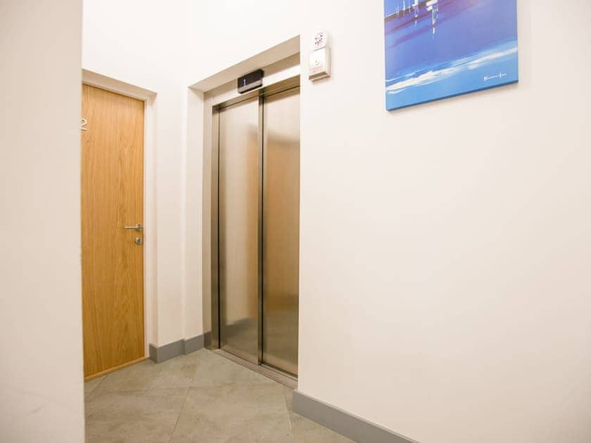 Interior | King Edward 5 - King Edward Apartments, Windsor