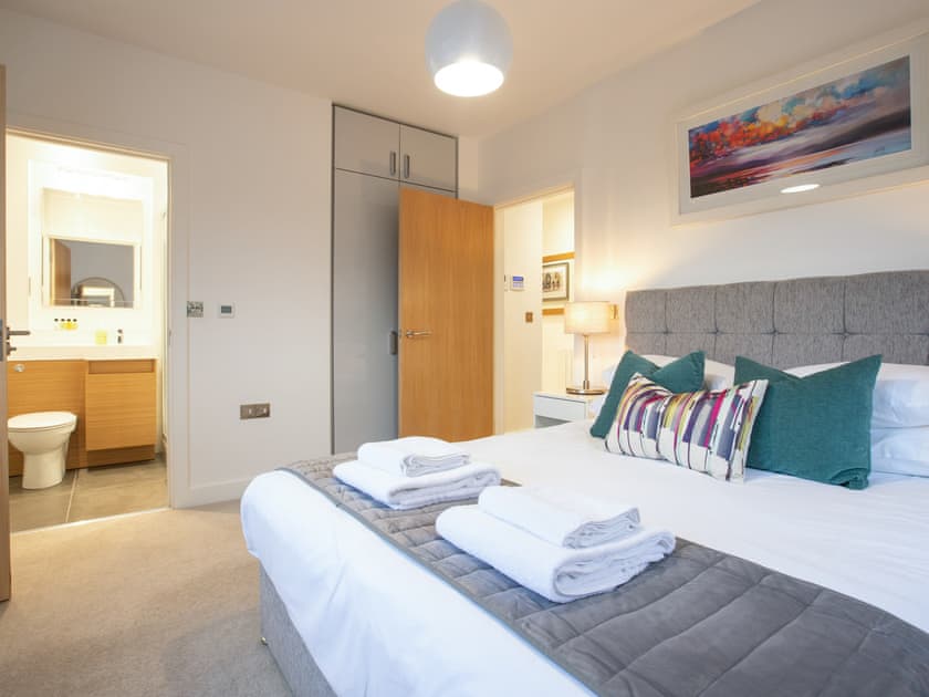 Double bedroom | King Edward 7 - King Edward Apartments, Windsor