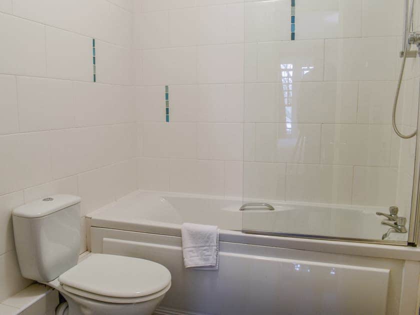 Bathroom | Squirrel Creek, Callington