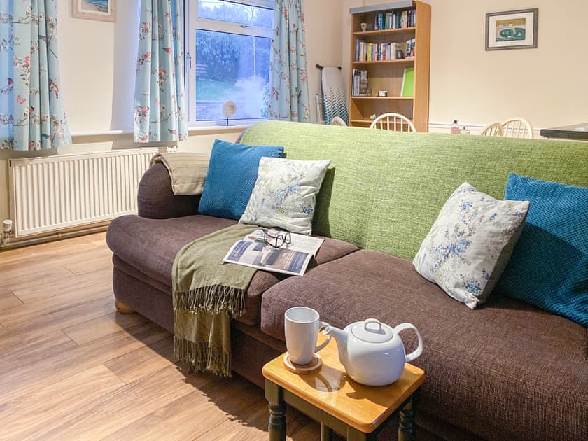 Open plan living space | A Twist of Lyme, Raymond’s Hill, near Lyme Regis