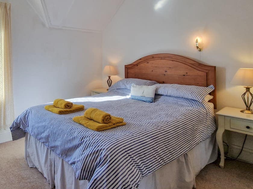 Double bedroom | Beachcomber Cottage, Beer