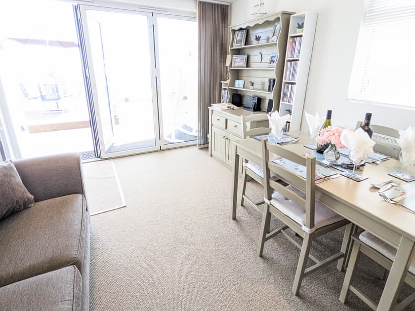 Open plan living space | Daisy Cottage, Ventnor