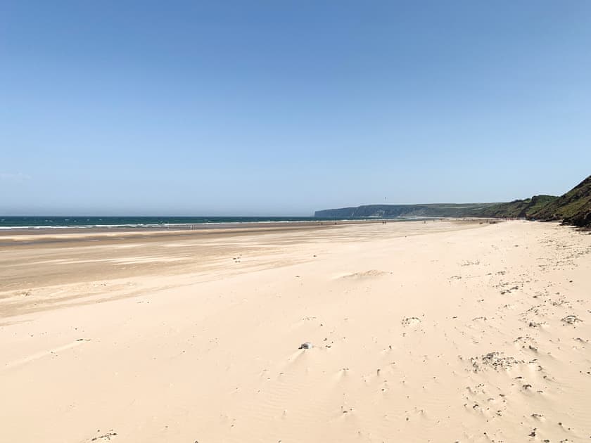 Surrounding area | Sunset Cottage, Filey