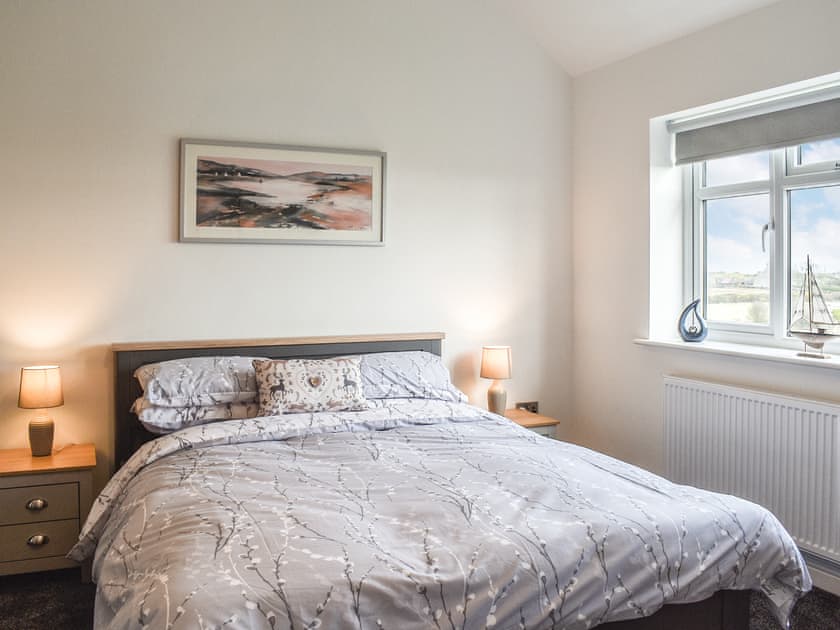 King bedroom | Awel Y Mor, Llanrhyddlad
