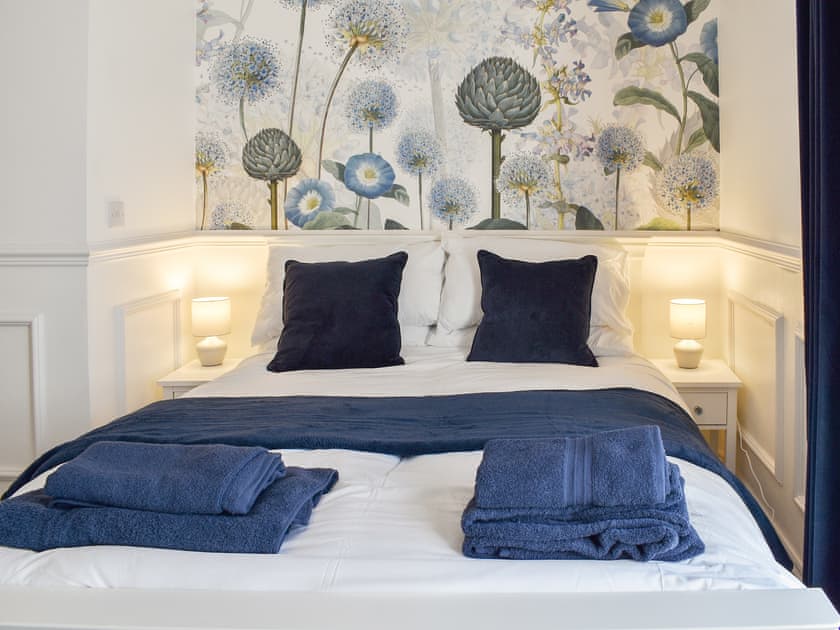Double bedroom | White Horses - White Cottages, Newborough 
