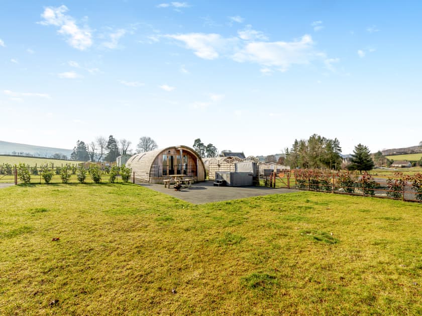 Setting | Primrose - Llawrllan, St Harmon, near Rhayader