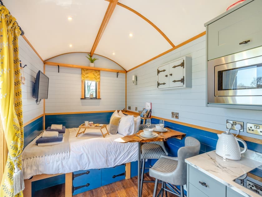 Interior | Tulip - Llawrllan, St Harmon, near Rhayader