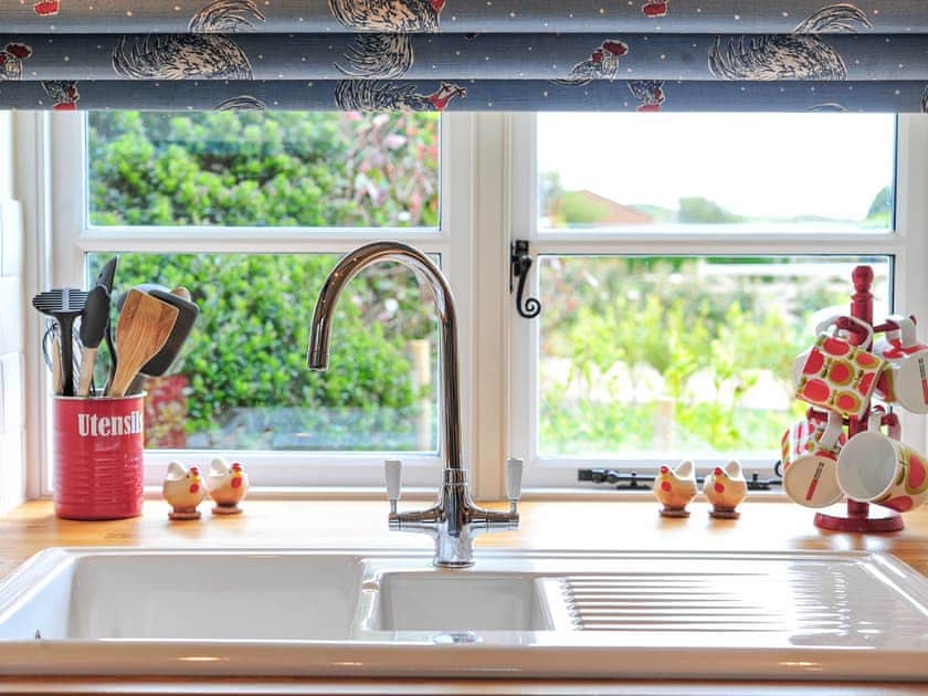 Kitchen | Bay Cottage - Brook Farmhouse Cottages, Brook, near Brighstone