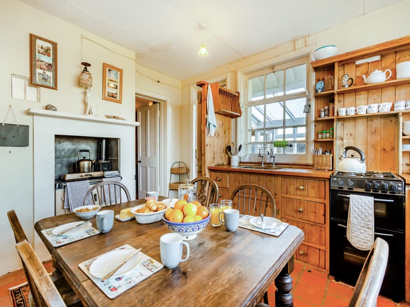 Kitchen | Coastguard’s Cottage, Weybourne