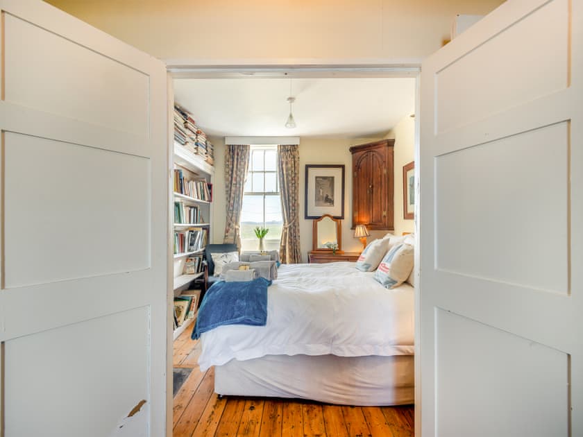 Double bedroom | Coastguard’s Cottage, Weybourne