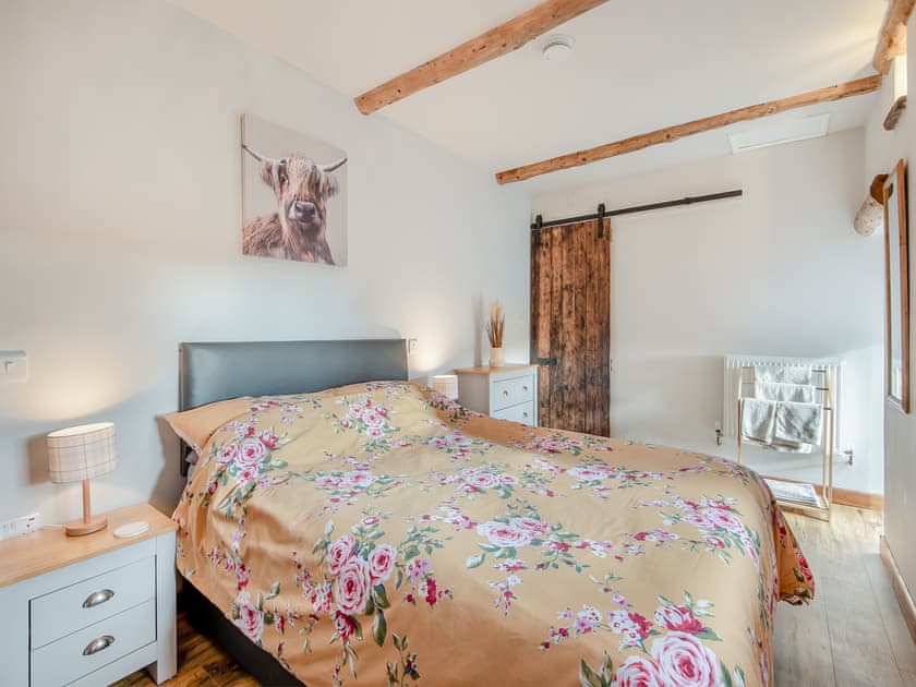 Double bedroom | Highstool View, Chelmorton