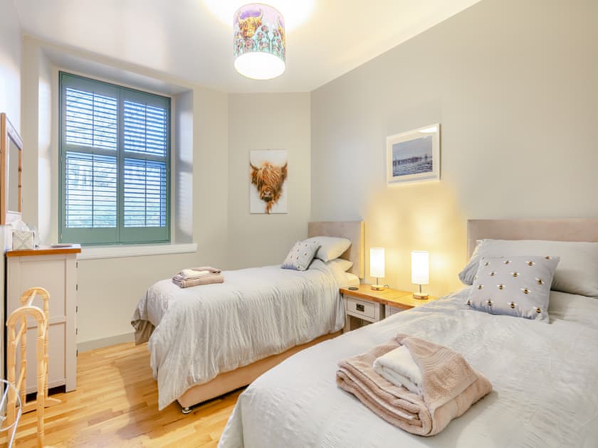 Twin bedroom | Rowan Cottage, Huntly