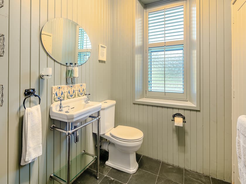 Shower room | Rowan Cottage, Huntly